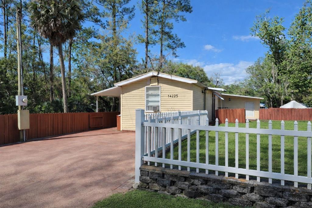 15423 NAVAHO TRAIL