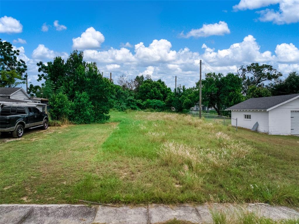 345 MATLO AVENUE, SEBRING, FL — photo 3 of 16