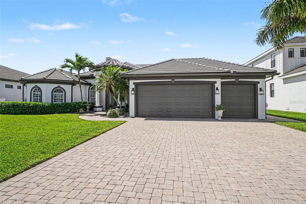 4214 GULFSTREAM PARKWAY, CAPE CORAL, FL — photo 5 of 30
