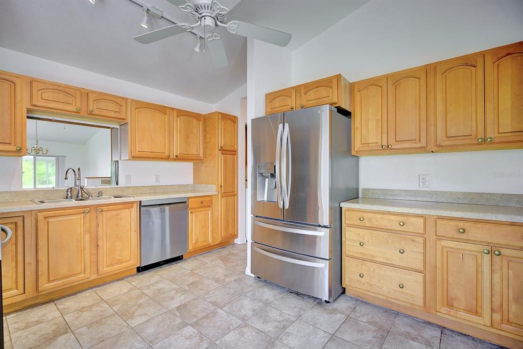 450 ROSE LN, LAKE PLACID, FL — photo 4 of 30