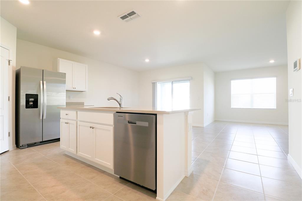 444 TAYLOR GROVES DRIVE, LAKE WALES, FL — photo 5 of 23