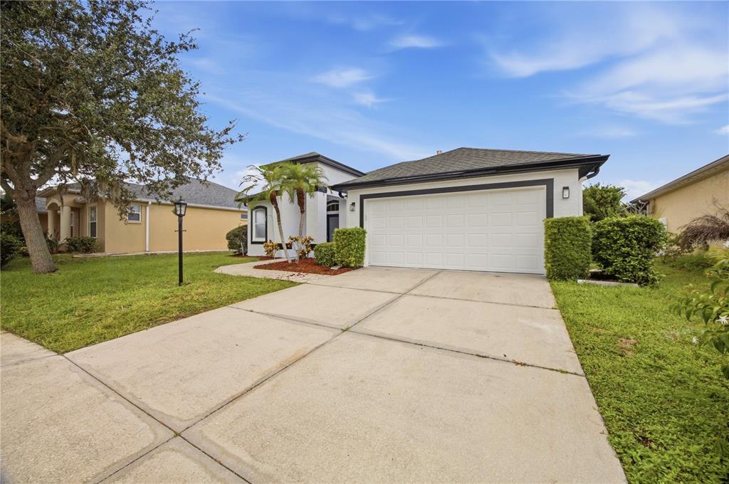 518 HUNTER LANE, BRADENTON, FL — photo 3 of 30