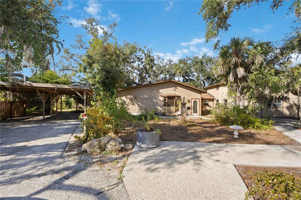 860 S BENEVA ROAD