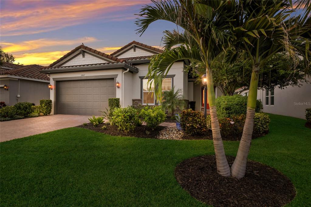 13807 AMERICAN PRAIRIE PLACE, LAKEWOOD RANCH, FL — photo 2 of 30