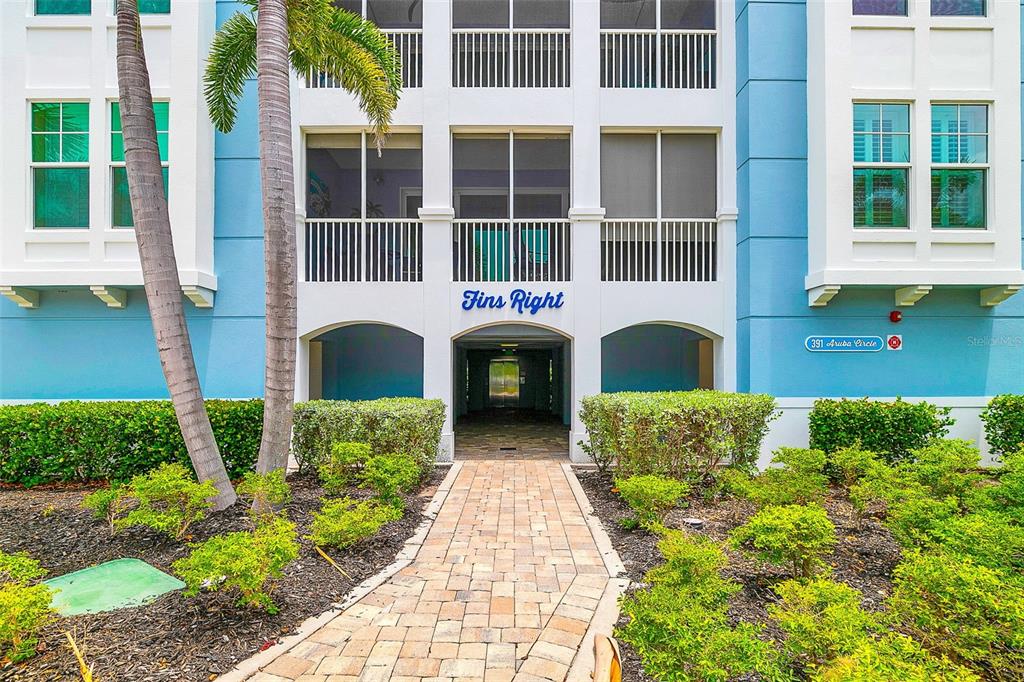 391 ARUBA CIRCLE UNIT 203, BRADENTON, FL — photo 4 of 30