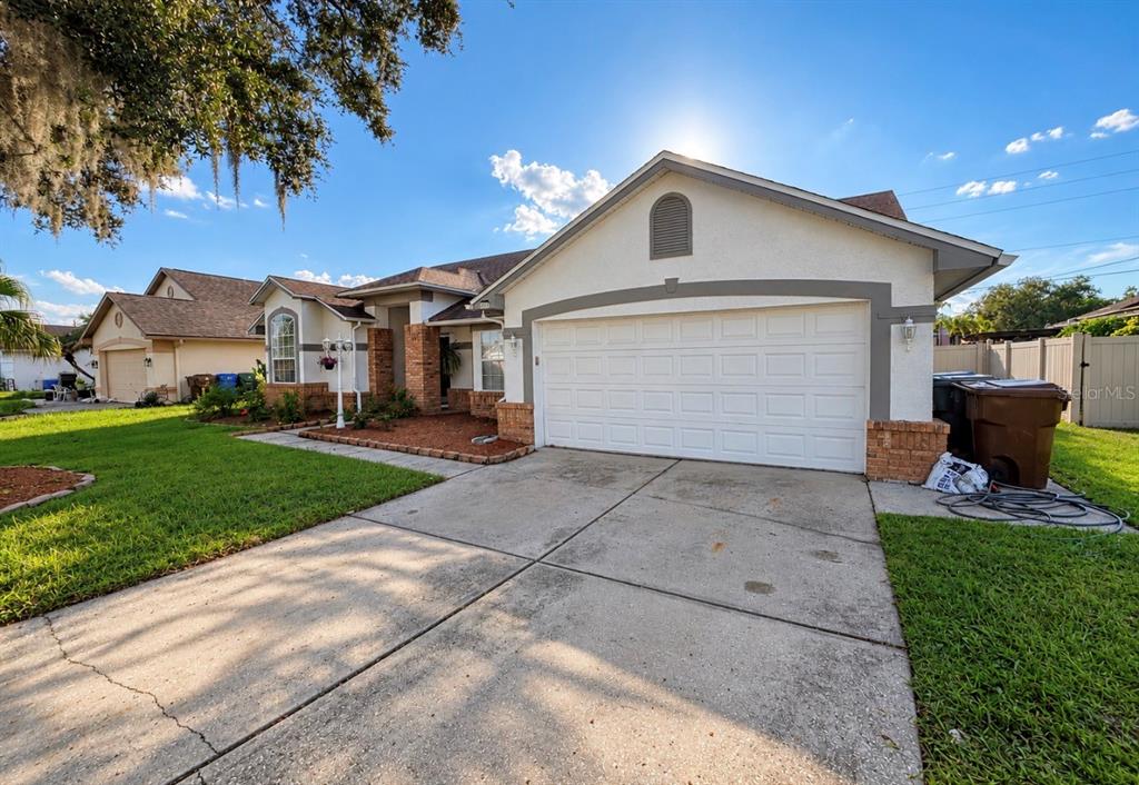 116 MOSS BLUFF ROAD, KISSIMMEE, FL — photo 2 of 6