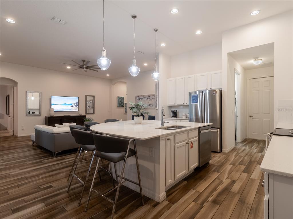 6136 BROAD OAK DRIVE, DAVENPORT, FL — photo 4 of 30