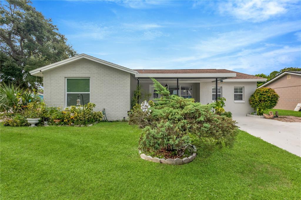 10302 ORCHARD HILLS COURT, TAMPA, FL — photo 2 of 30
