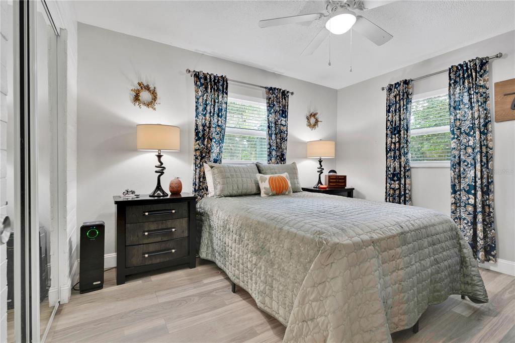 705 NE 44TH AVENUE, OCALA, FL — photo 5 of 30