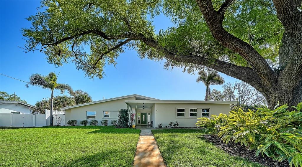 3451 FAIR OAKS PLACE