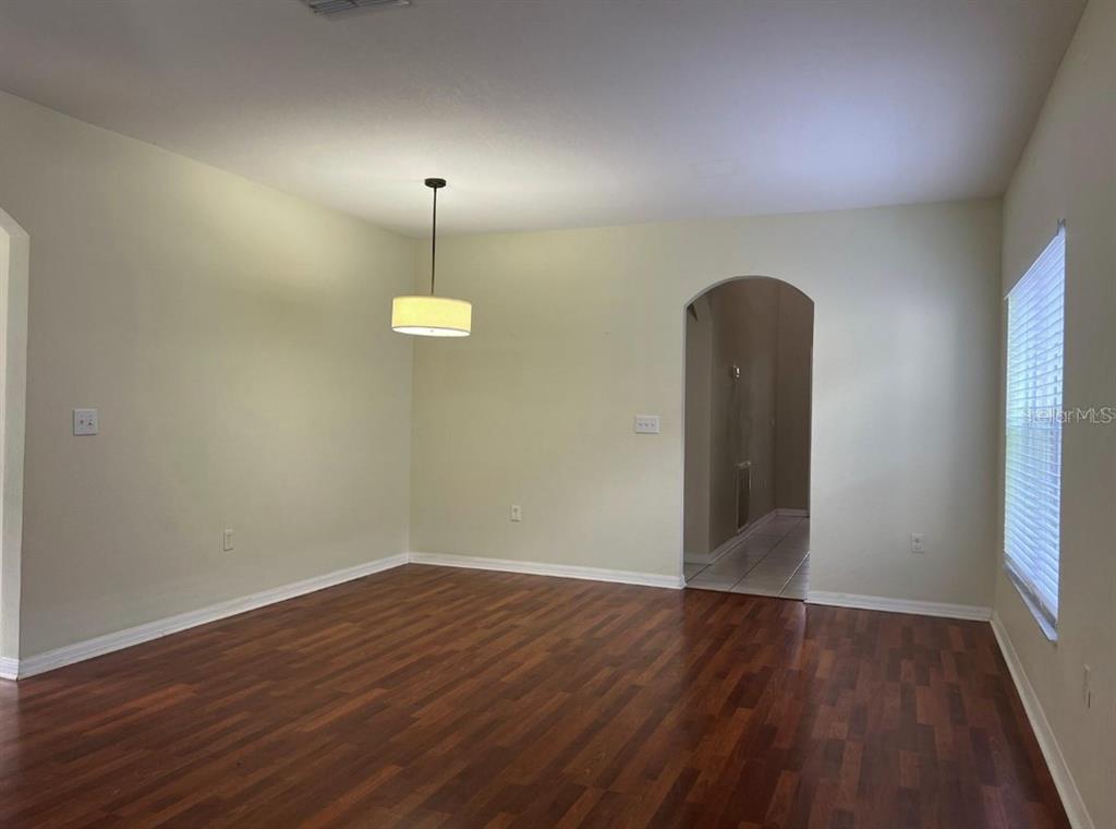5905 WRENWATER DRIVE, LITHIA, FL — photo 5 of 24