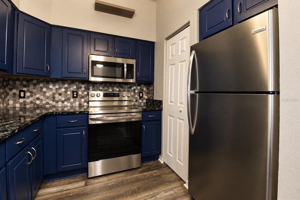 9116 SW 51ST ROAD UNIT 303, GAINESVILLE, FL — photo 5 of 24