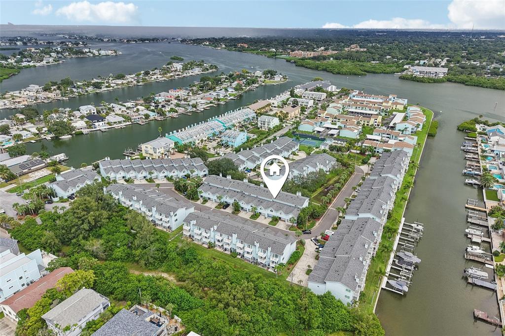 630 GARLAND CIRCLE, INDIAN ROCKS BEACH, FL — photo 2 of 30