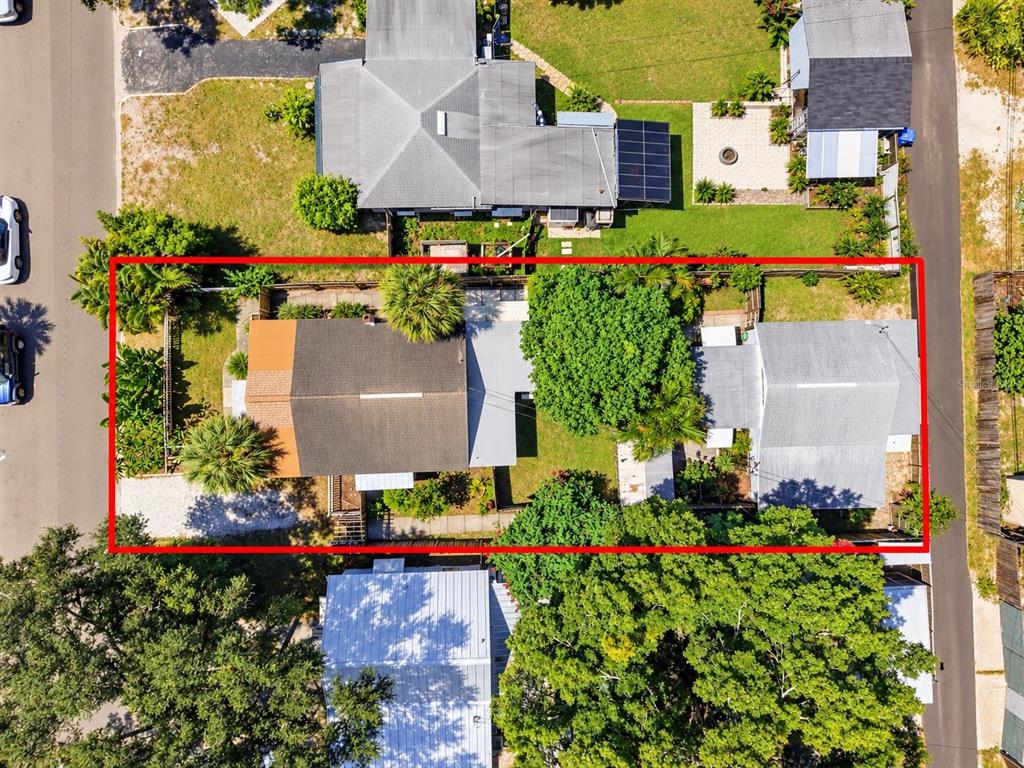 1751 29TH AVENUE N, ST PETERSBURG, FL — photo 3 of 44