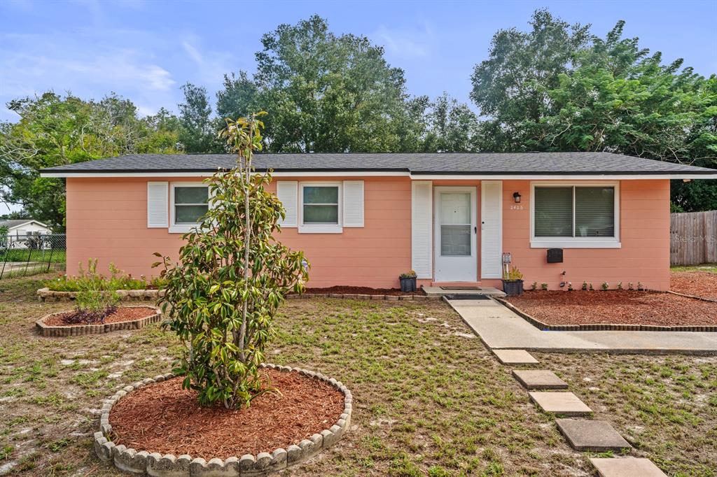2425 ALAMANDA AVENUE, DELTONA, FL — photo 4 of 42