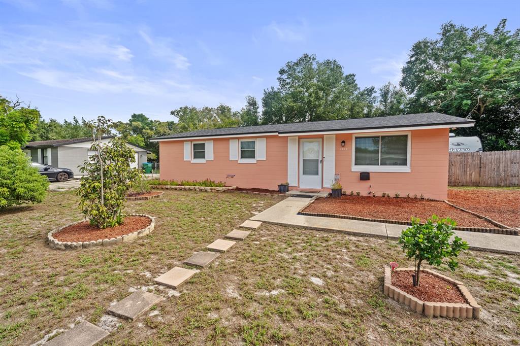 2425 ALAMANDA AVENUE, DELTONA, FL — photo 5 of 42