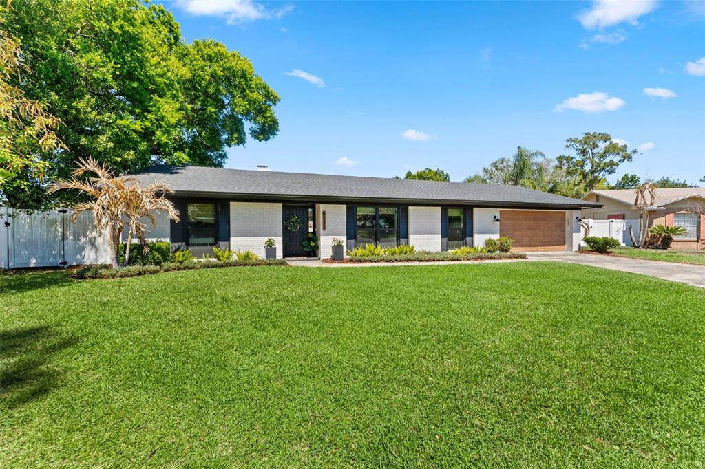 5233 JENNIFER PLACE