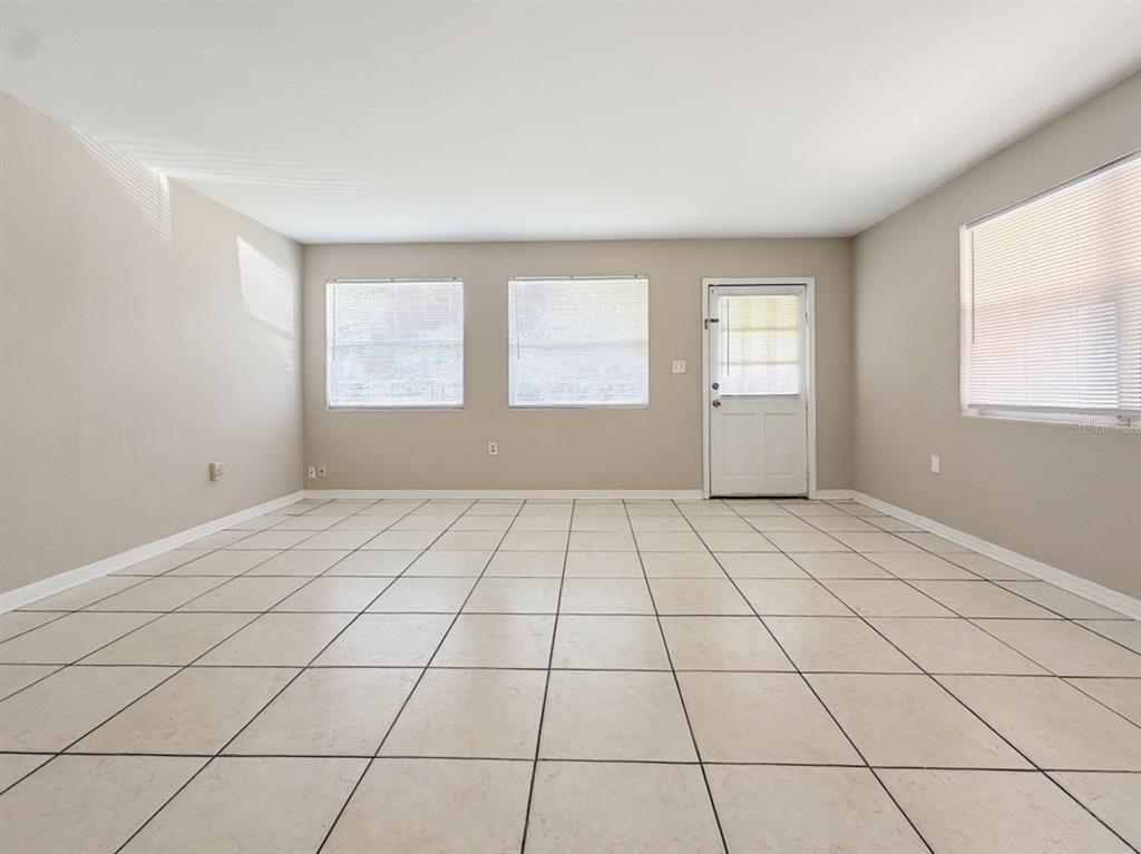 1314 HIALEAH DRIVE, ORLANDO, FL — photo 4 of 22