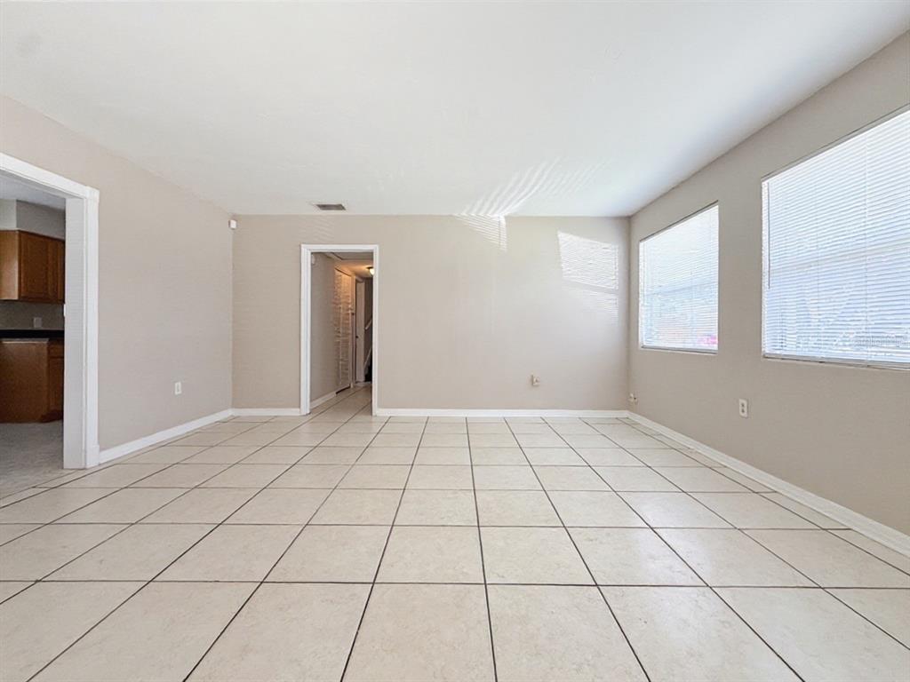 1314 HIALEAH DRIVE, ORLANDO, FL — photo 5 of 22