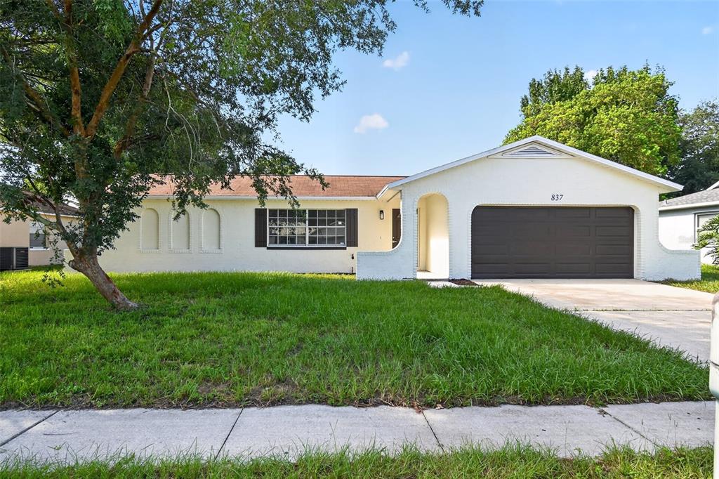 837 WESTPORT DRIVE