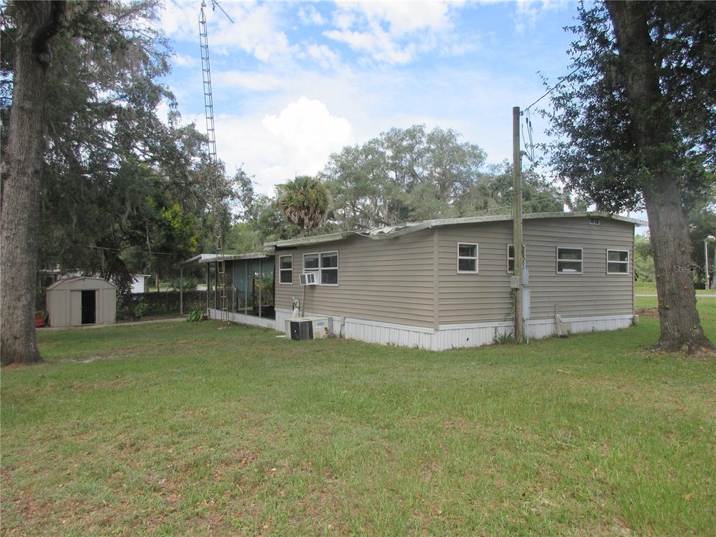 1742 SE 169TH TERRACE ROAD, SILVER SPRINGS, FL — photo 4 of 30