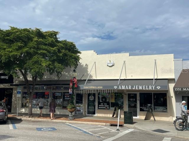 1547 MAIN STREET