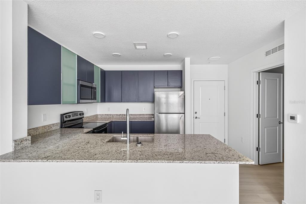 5563 MILLENIA PARK BLVD UNIT 503, ORLANDO, FL — photo 4 of 58