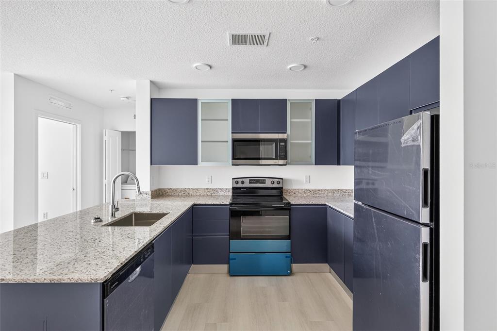 5563 MILLENIA PARK BLVD UNIT 503, ORLANDO, FL — photo 5 of 58