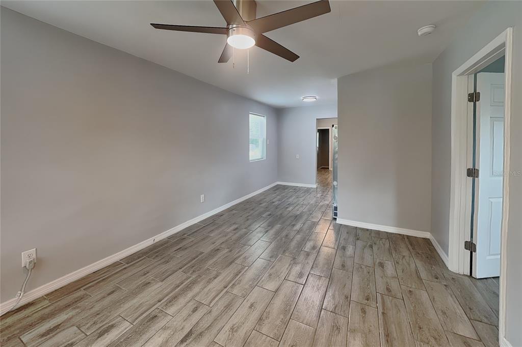 561 RALEIGH STREET, ORLANDO, FL — photo 2 of 15