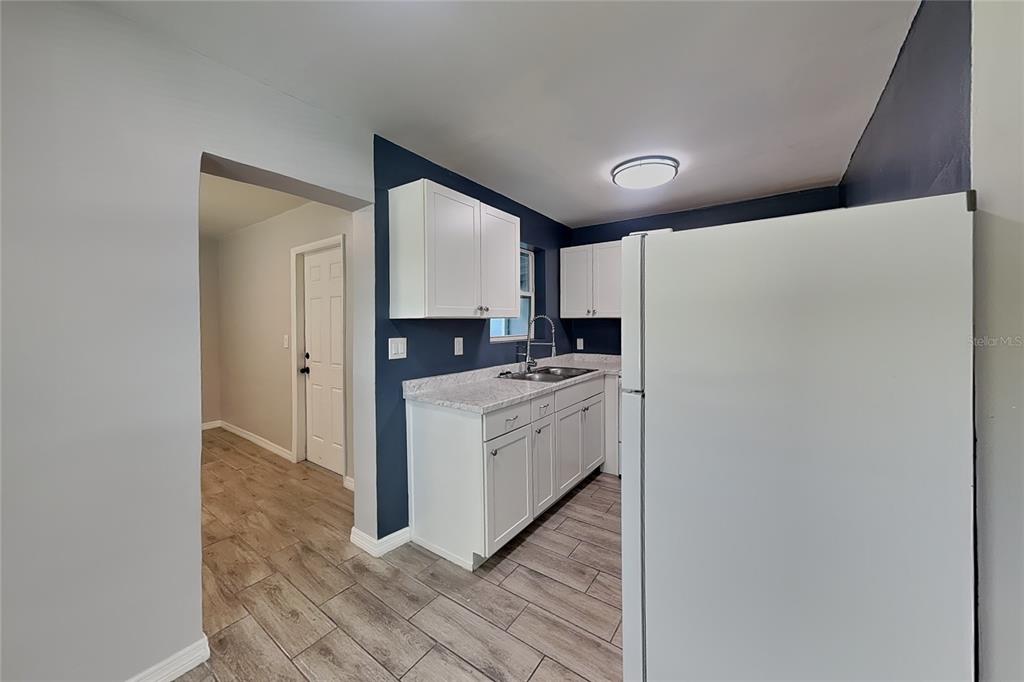 561 RALEIGH STREET, ORLANDO, FL — photo 5 of 15