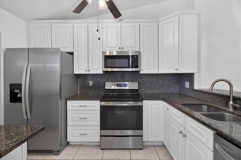 3178 CLOVERPLACE DRIVE, PALM HARBOR, FL — photo 4 of 26