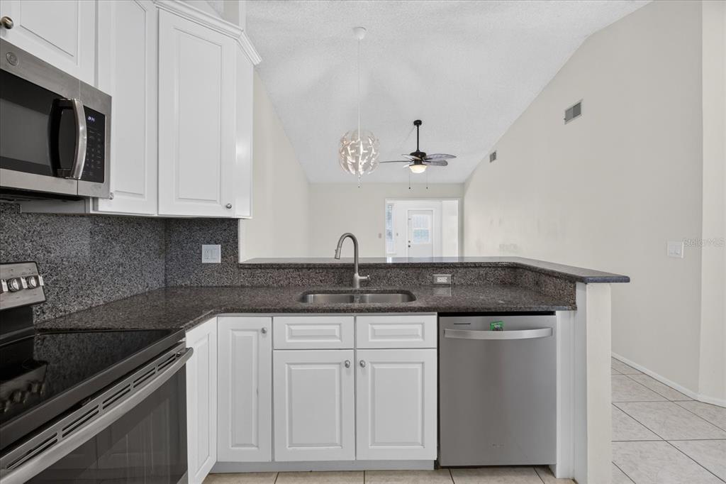 3178 CLOVERPLACE DRIVE, PALM HARBOR, FL — photo 5 of 26