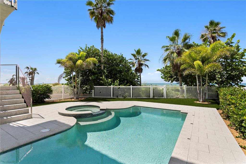 17814 LEE AVENUE, REDINGTON SHORES, FL — photo 2 of 30