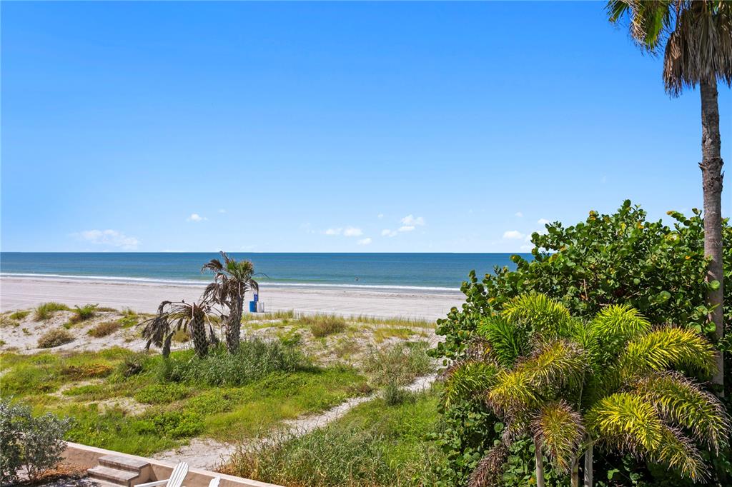 17814 LEE AVENUE, REDINGTON SHORES, FL — photo 4 of 30