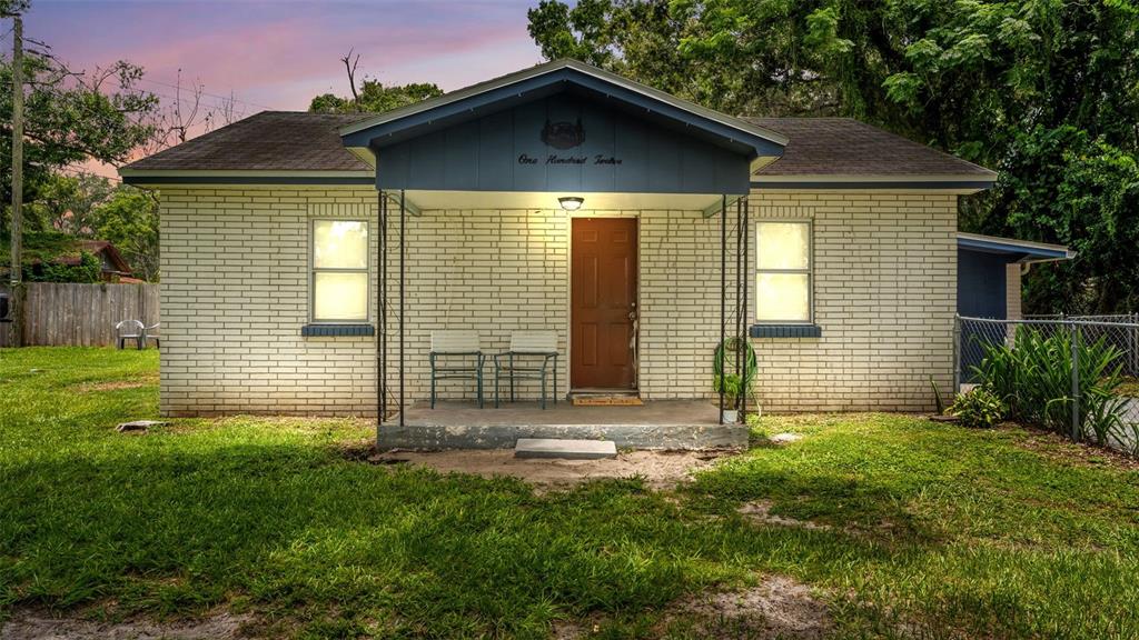 112 PALM DRIVE