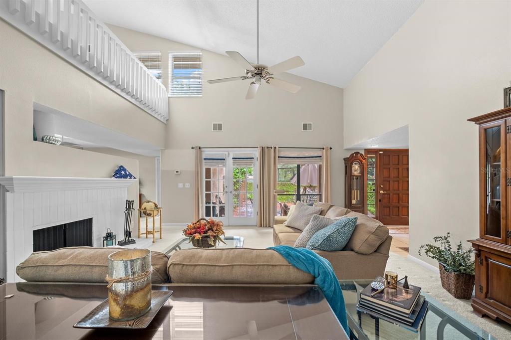 5019 UMBER WAY S, TAMPA, FL — photo 4 of 30
