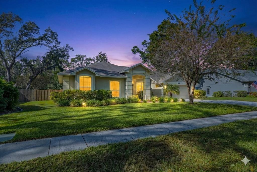 1543 WATERWOOD DRIVE