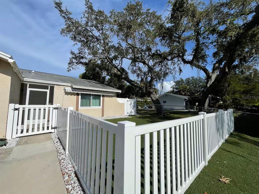 2107 GROVE VALLEY
