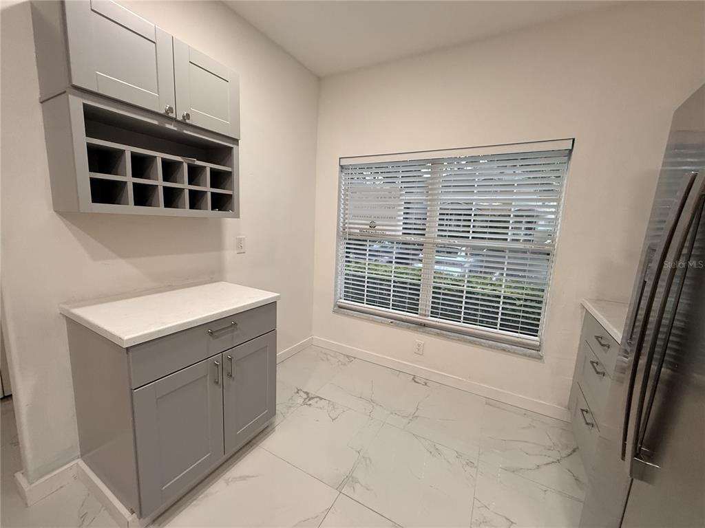 3454 HIGH HAMPTON CIRCLE, TAMPA, FL — photo 5 of 18