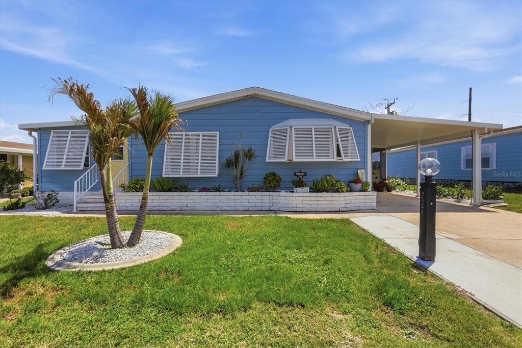 727 BUTTERFIELD CIRCLE