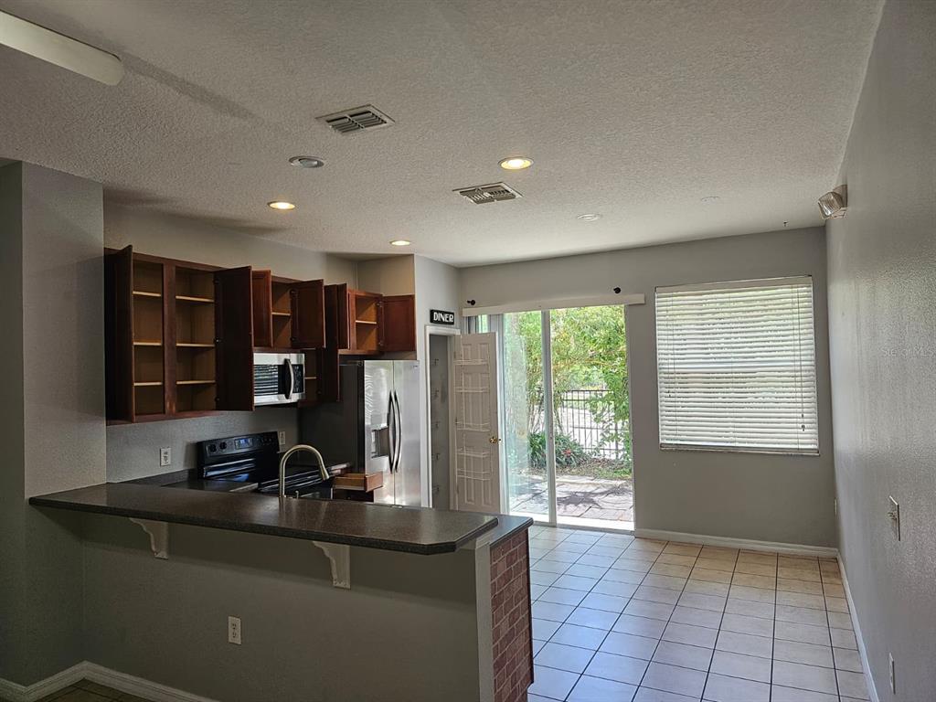 5116 DOMINICA DRIVE, KISSIMMEE, FL — photo 3 of 24