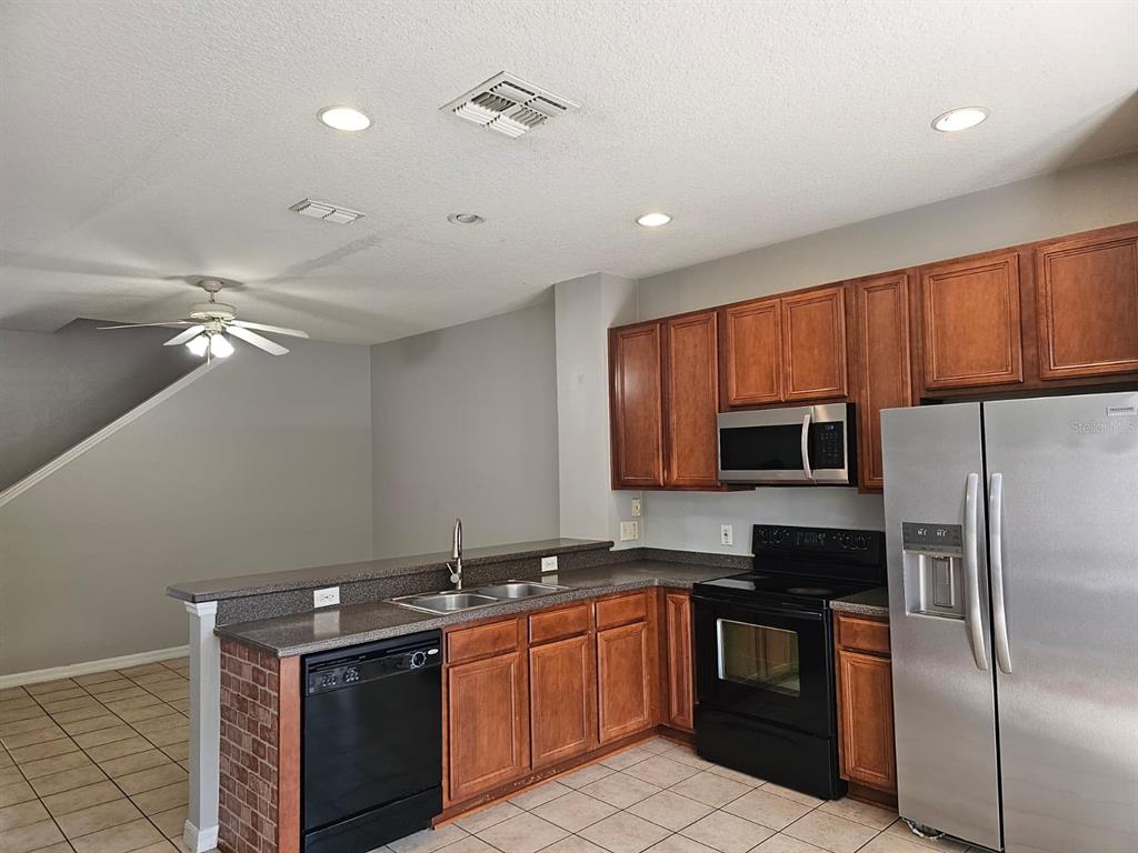 5116 DOMINICA DRIVE, KISSIMMEE, FL — photo 5 of 24