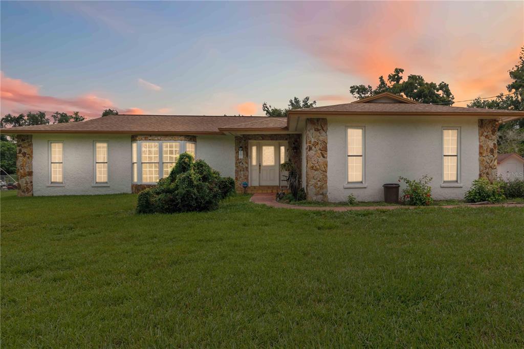 4803 LYNN OAKS CIRCLE