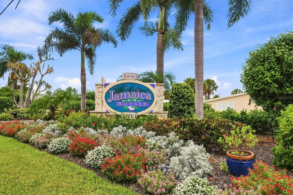 5830 MIDNIGHT PASS ROAD UNIT 18