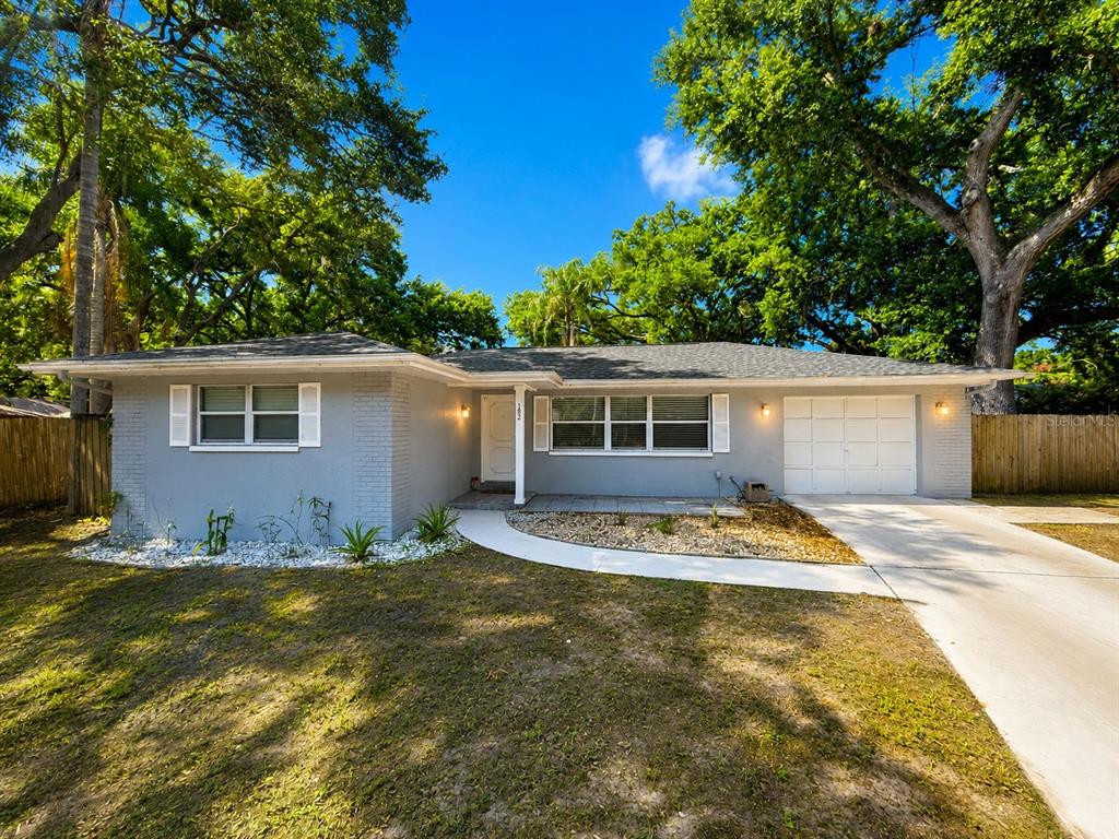 182 SUNWARD AVENUE