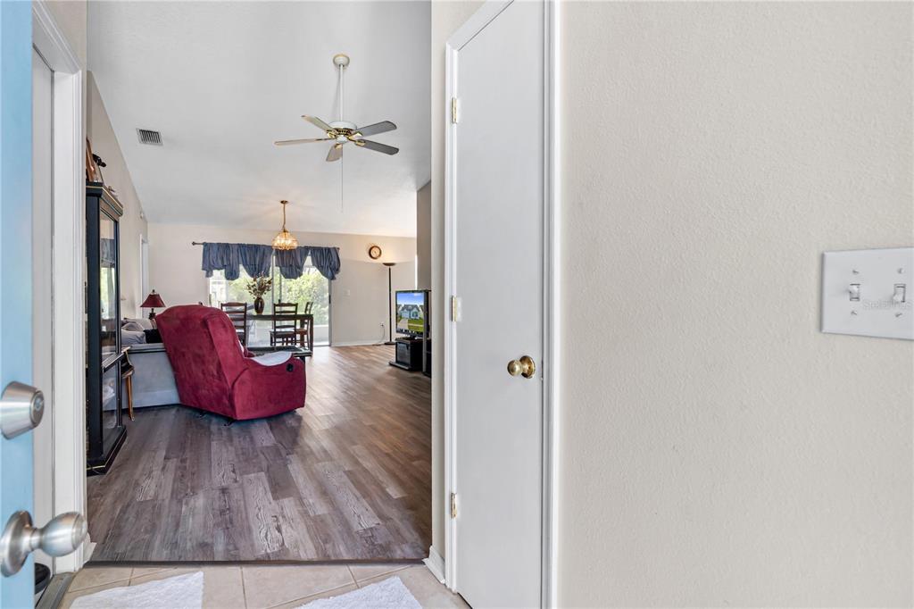 218 LOOKOUT DRIVE, APOLLO BEACH, FL — photo 4 of 30
