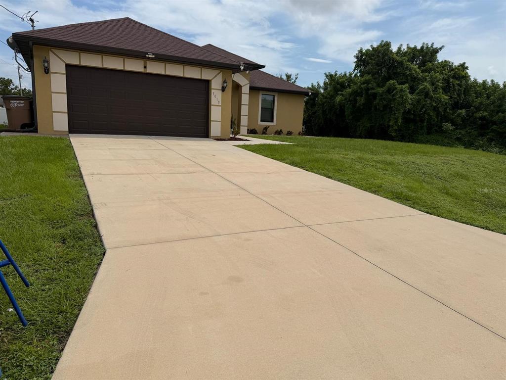 3015 12TH STREET SW, LEHIGH ACRES, FL — photo 3 of 30