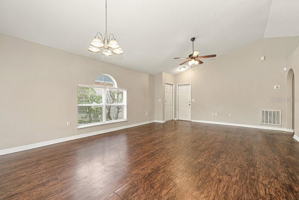 11426 IVY FLOWER LOOP, RIVERVIEW, FL — photo 5 of 16