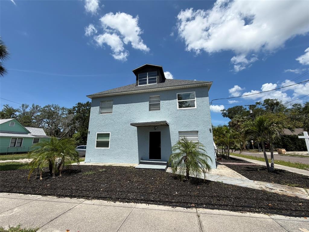 101 W LEMON STREET UNIT 4