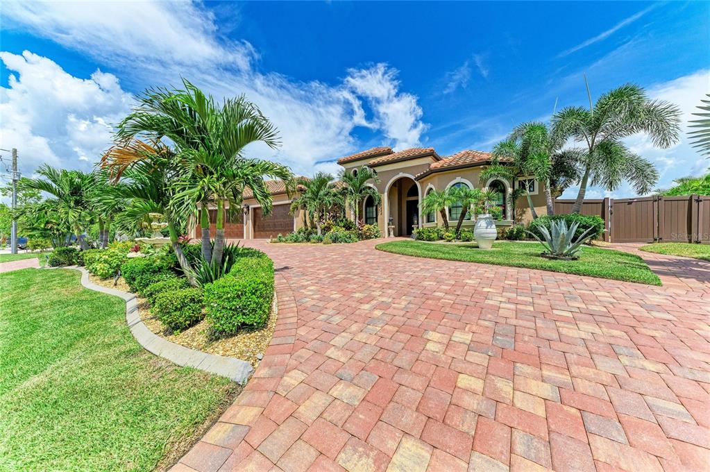 16488 LIGGETT CIRCLE, PORT CHARLOTTE, FL — photo 2 of 30